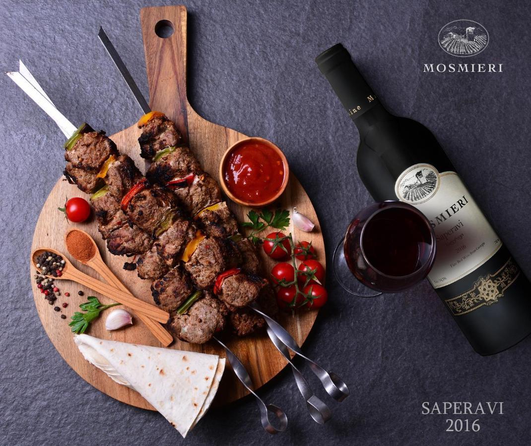 Chateau Mosmieri Hotel & Winery Telavi Eksteriør billede